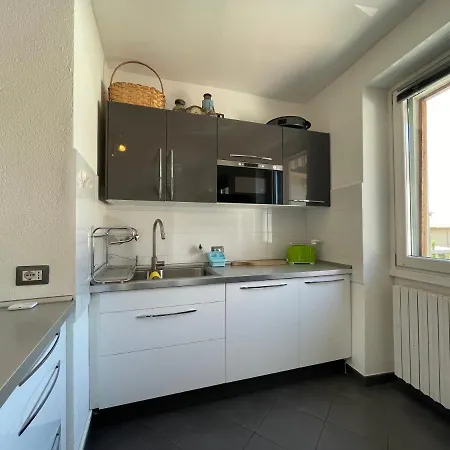 Modern In - Larihome A10 Lägenhet *