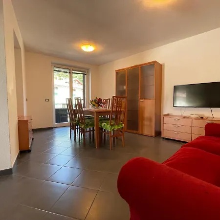 Lägenhet Modern In - Larihome A10 *